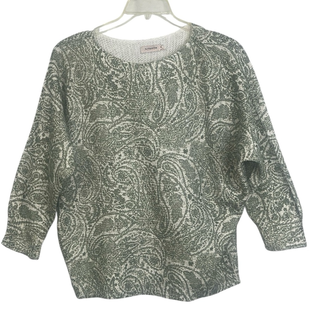 Actuelle women's 3/4 sleeve paisley knit sweater, crew neck, Size 46/48